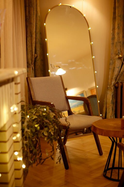 Simple Tips for Creating a Cozy and Inviting Living Space at Home